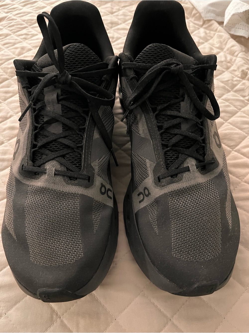 On Cloud Men's Athletic Running Shoes — Black